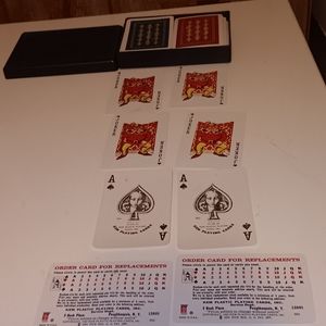 VINTAGE 2 DECKS KEM PLASTIC PLAYING CARDS IN CASE.